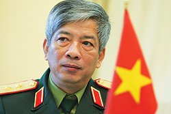 Vietnam y EEUU fomentan cooperación en la formación militar